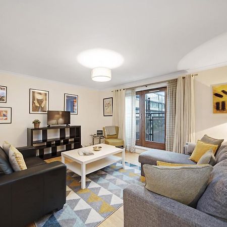2 Bed Chic Apartment Near Shoreditch & Liverpool St Free Wifi & Parking By City Stay Aparts 런던 외부 사진