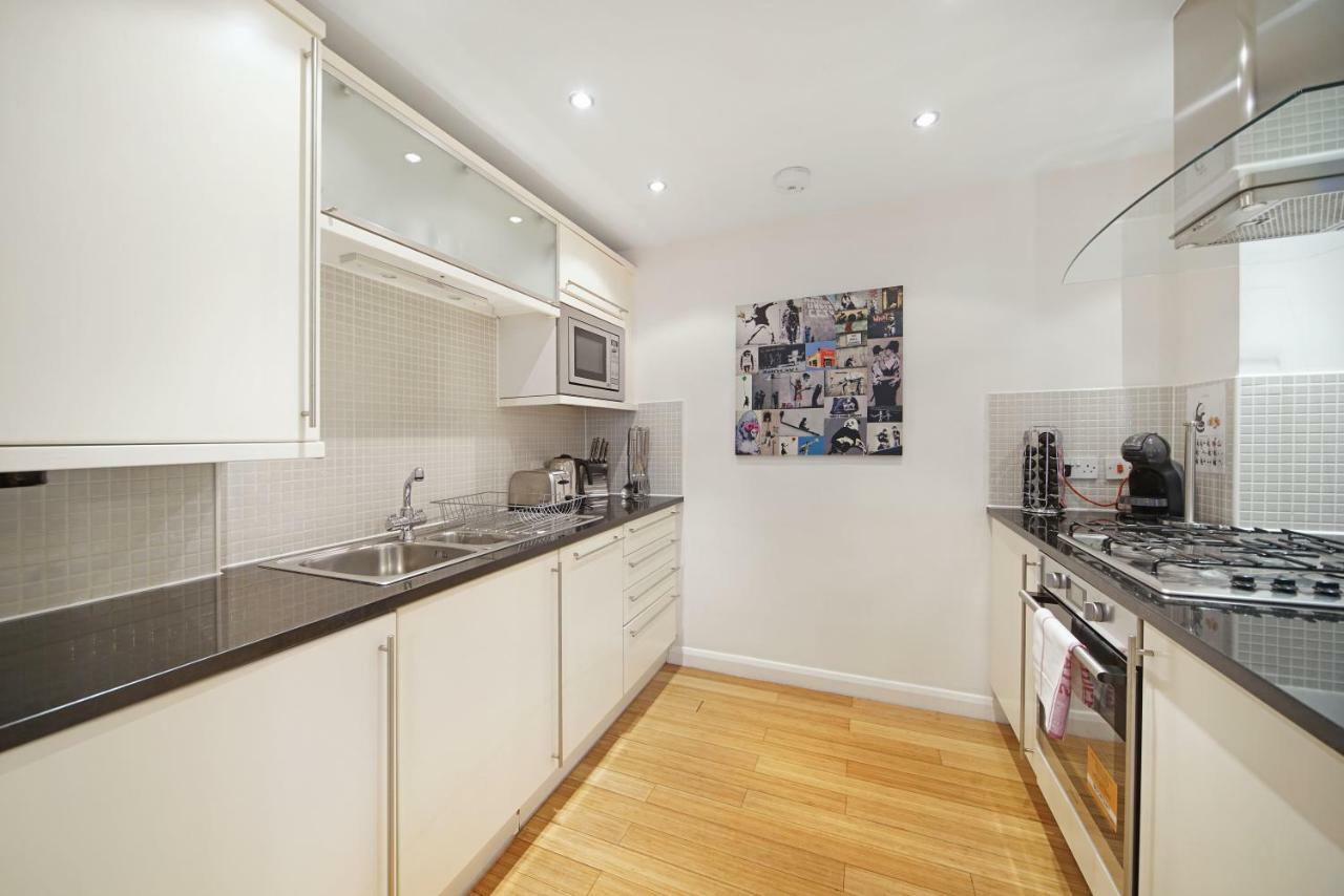 2 Bed Chic Apartment Near Shoreditch & Liverpool St Free Wifi & Parking By City Stay Aparts 런던 외부 사진
