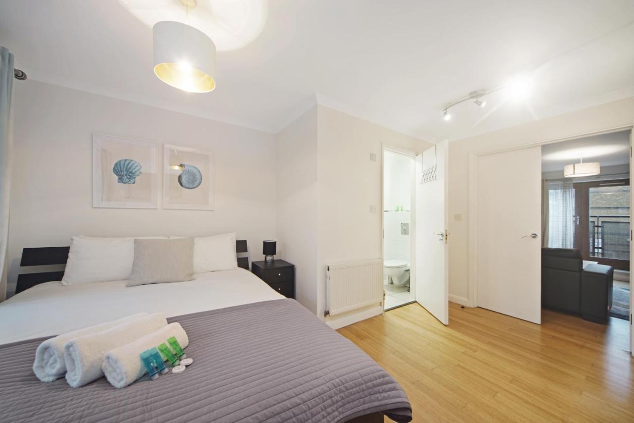 2 Bed Chic Apartment Near Shoreditch & Liverpool St Free Wifi & Parking By City Stay Aparts 런던 외부 사진